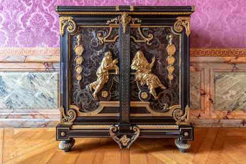 Antiquing Furniture