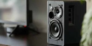 How to Choose the Right Speakers and Get the Best Sound From Your Music System